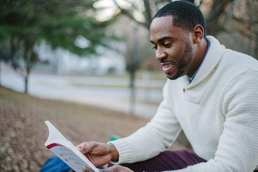 How to Build the Perfect Home Library